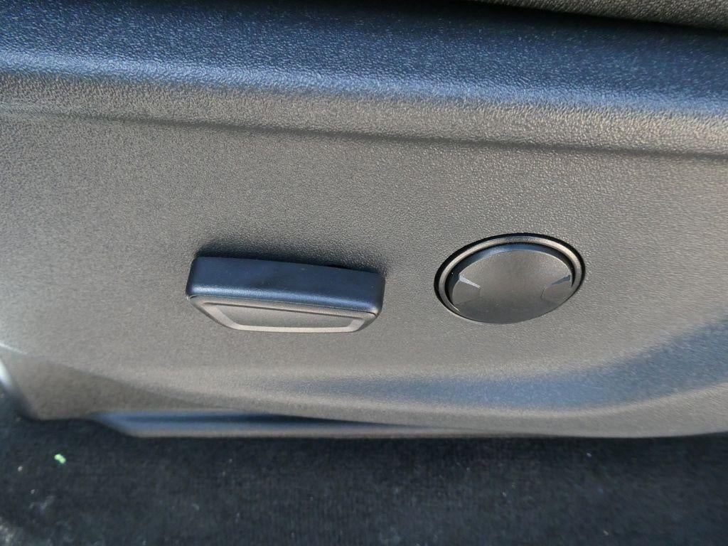 2026 Ford Super Duty F-250 SRW XLT 4WD Crew Cab 6.75' Box