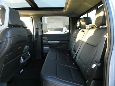 2027 Ford Super Duty F-250 SRW LARIAT 4WD Crew Cab 6.75' Box