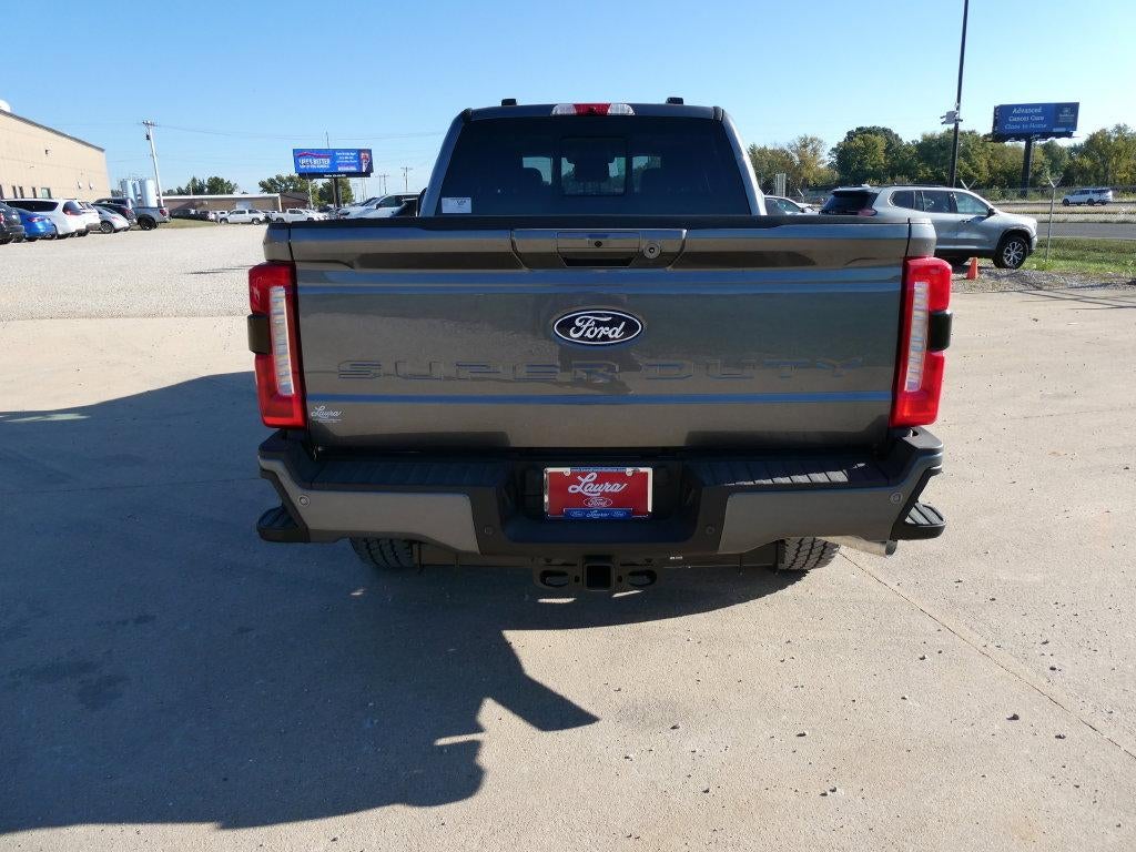 2027 Ford Super Duty F-250 SRW LARIAT 4WD Crew Cab 6.75' Box
