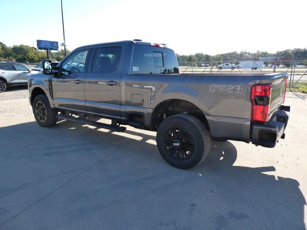 2027 Ford Super Duty F-250 SRW LARIAT 4WD Crew Cab 6.75' Box