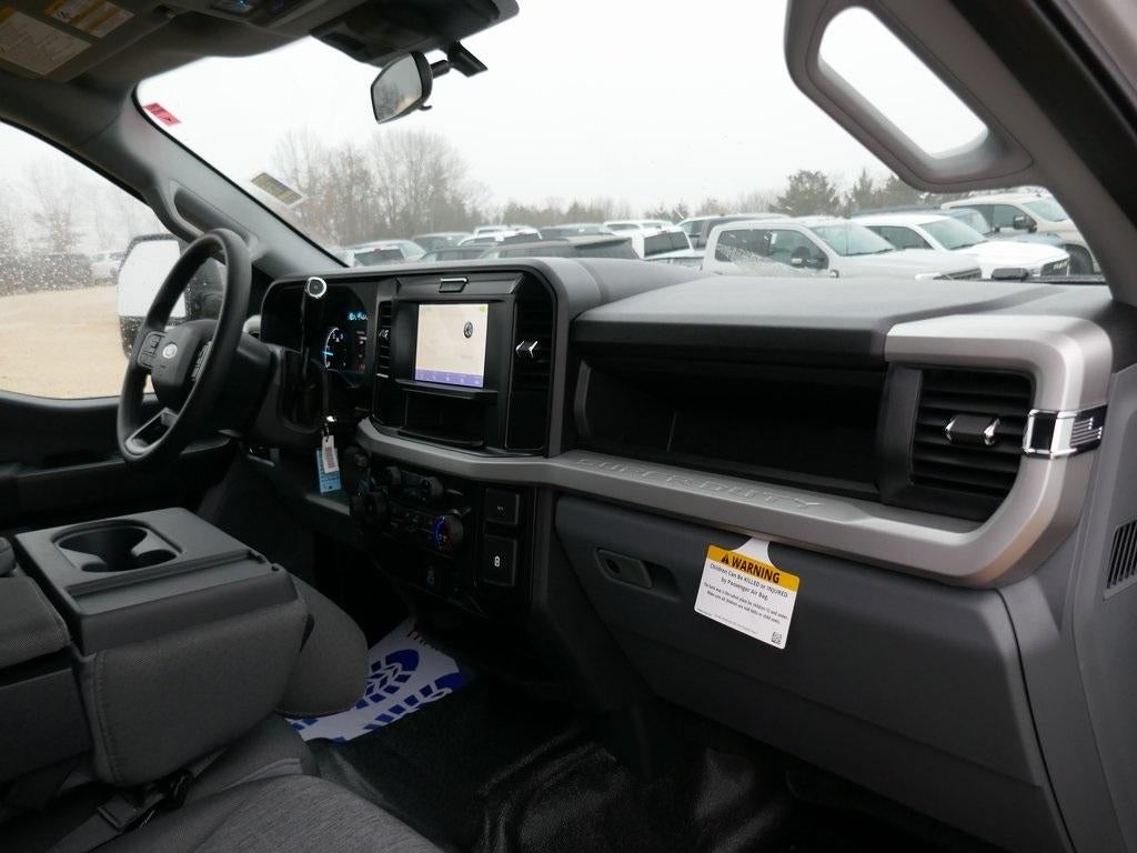 2026 Ford Super Duty F-250 SRW XL 4WD Crew Cab 6.75' Box