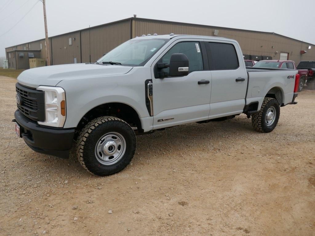 2026 Ford Super Duty F-250 SRW XL 4WD Crew Cab 6.75' Box