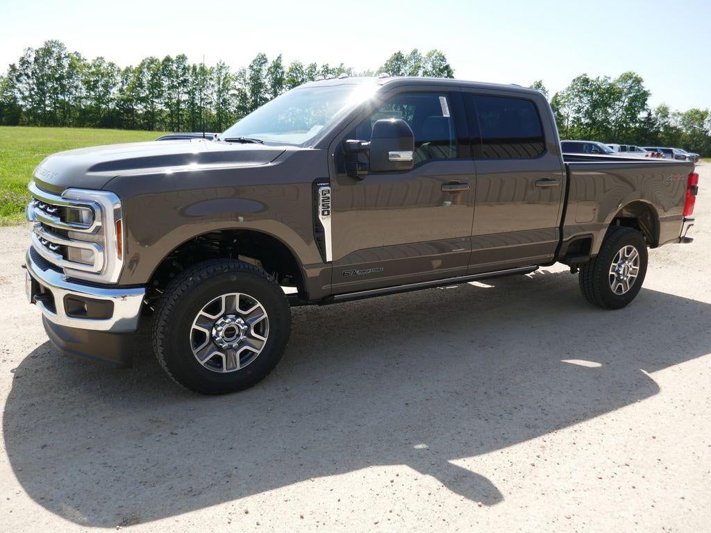 2026 Ford Super Duty F-250 SRW LARIAT 4WD Crew Cab 6.75' Box