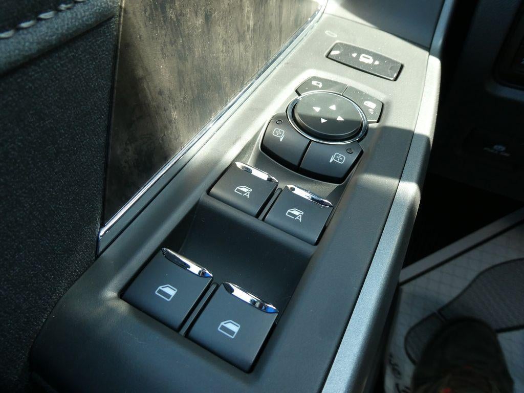 2026 Ford Super Duty F-250 SRW LARIAT 4WD Crew Cab 6.75' Box
