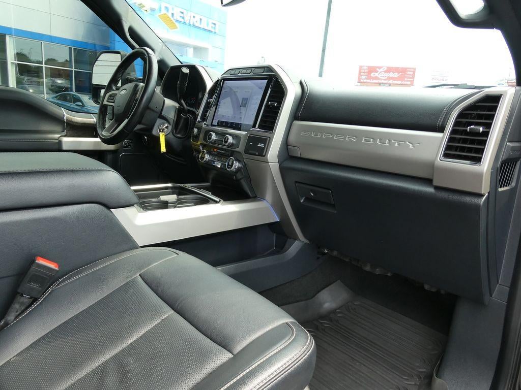 2022 Ford Super Duty F-250 SRW LARIAT 4WD Crew Cab 6.75' Box