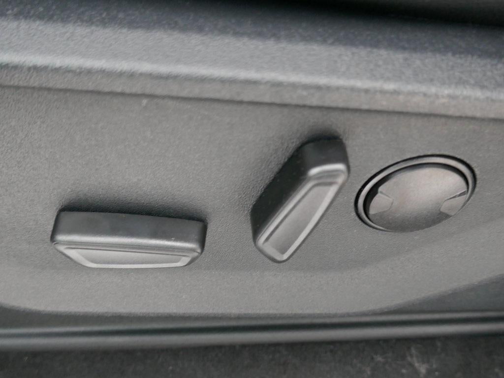 2026 Ford Super Duty F-250 SRW LARIAT 4WD Crew Cab 6.75' Box