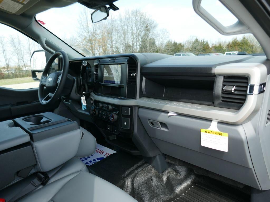 2026 Ford Super Duty F-250 SRW XL 4WD Crew Cab 6.75' Box