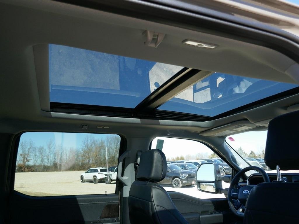 2026 Ford Super Duty F-250 SRW LARIAT 4WD Crew Cab 6.75' Box