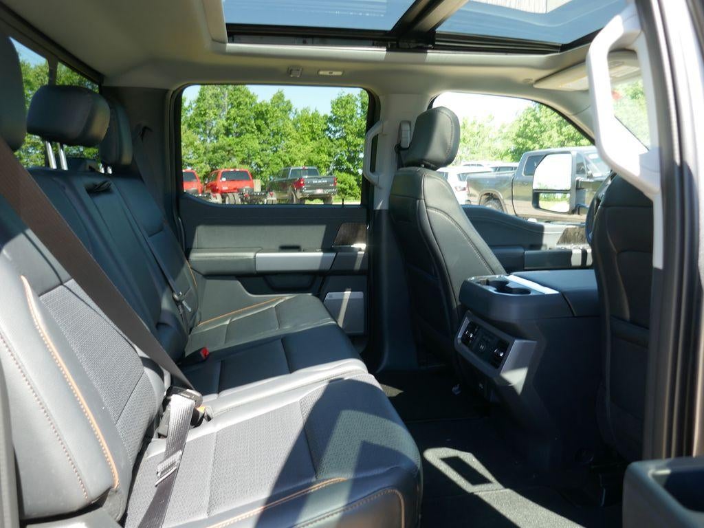2026 Ford Super Duty F-250 SRW LARIAT 4WD Crew Cab 6.75' Box