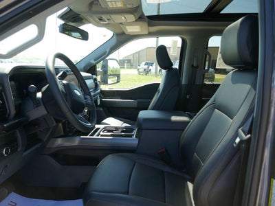 2026 Ford Super Duty F-250 SRW LARIAT 4WD Crew Cab 6.75' Box