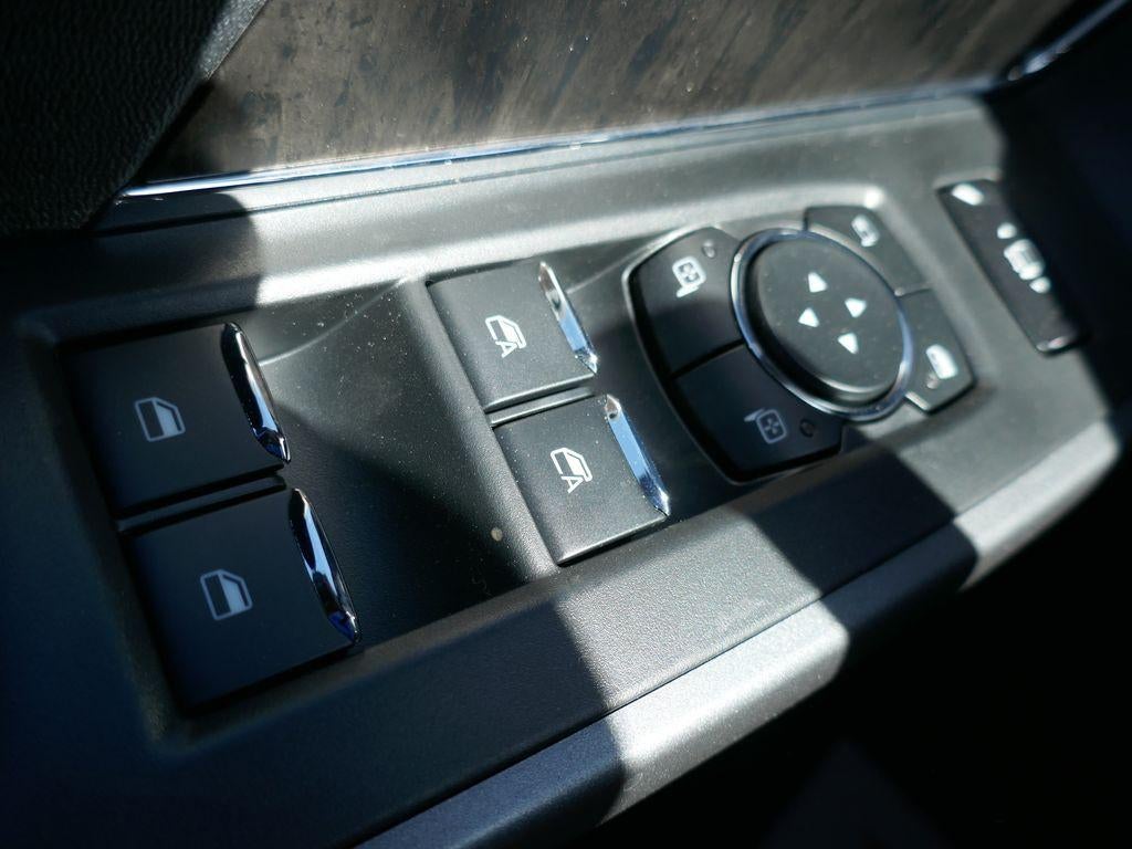 2026 Ford Super Duty F-250 SRW LARIAT 4WD Crew Cab 6.75' Box