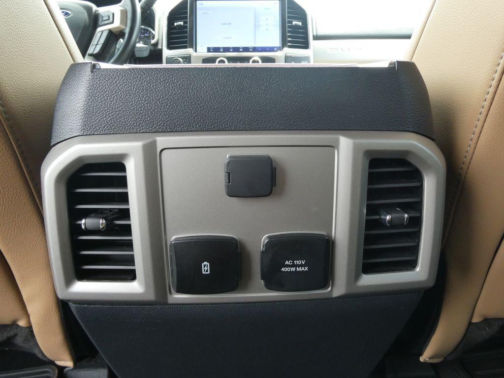 2022 Ford Super Duty F-250 SRW LARIAT 4WD Crew Cab 6.75' Box