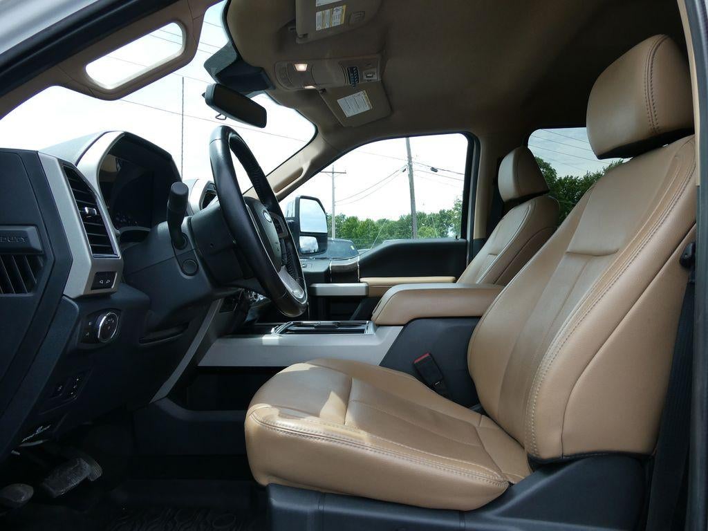 2022 Ford Super Duty F-250 SRW LARIAT 4WD Crew Cab 6.75' Box
