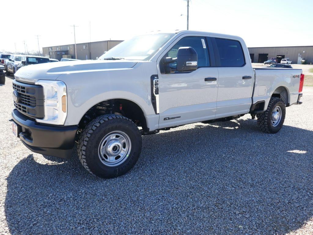 2026 Ford Super Duty F-250 SRW XL 4WD Crew Cab 6.75' Box