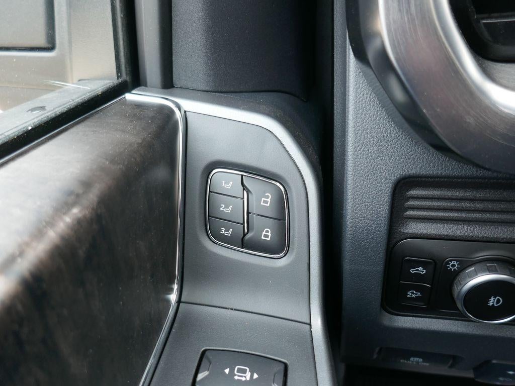 2026 Ford Super Duty F-250 SRW LARIAT 4WD Crew Cab 6.75' Box