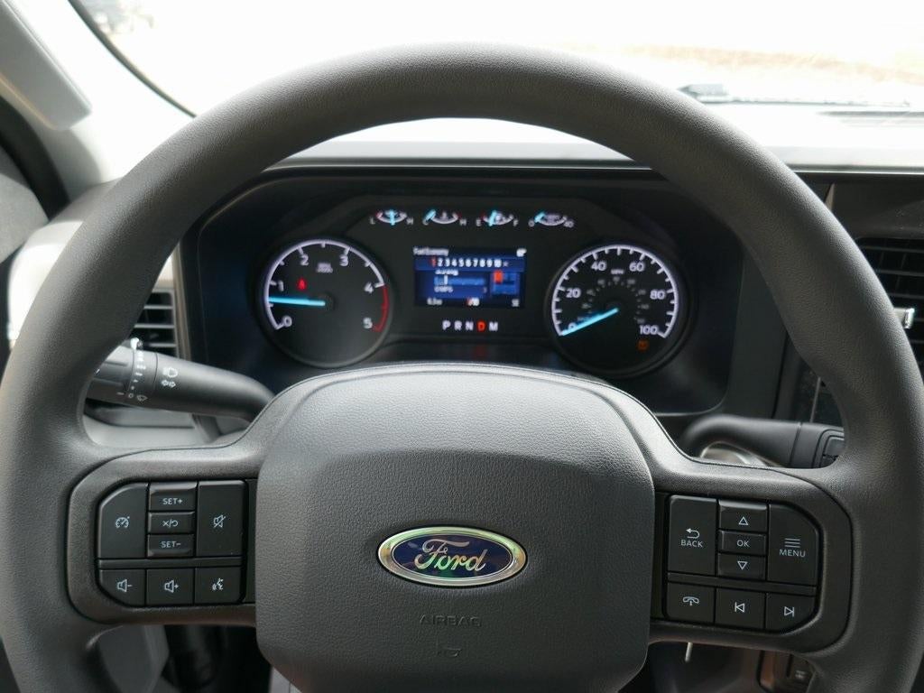 2026 Ford Super Duty F-250 SRW XL 4WD Crew Cab 6.75' Box