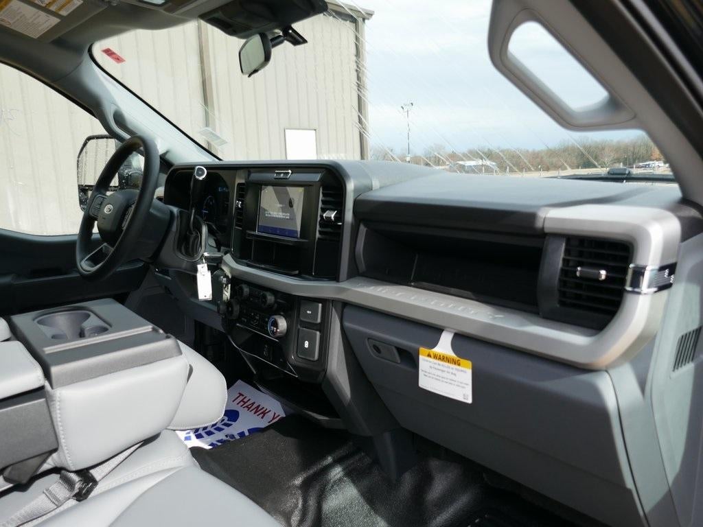 2026 Ford Super Duty F-250 SRW XL 4WD Crew Cab 6.75' Box