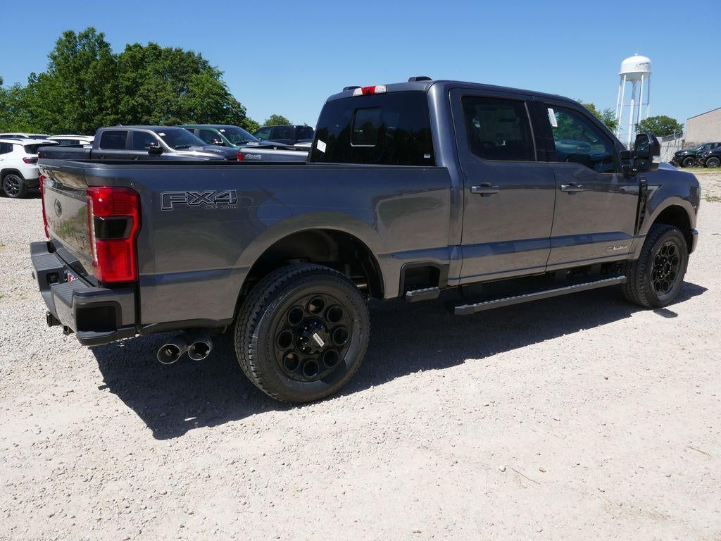 2026 Ford Super Duty F-250 SRW LARIAT 4WD Crew Cab 6.75' Box