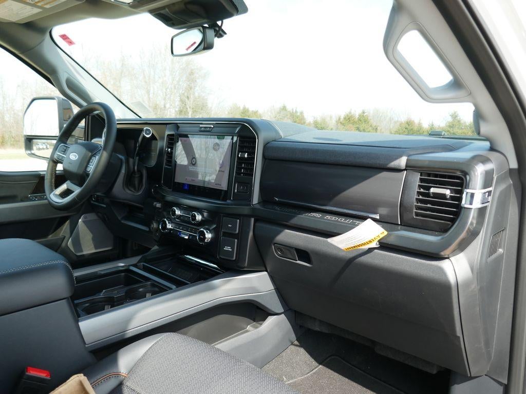 2026 Ford Super Duty F-250 SRW LARIAT 4WD Crew Cab 6.75' Box