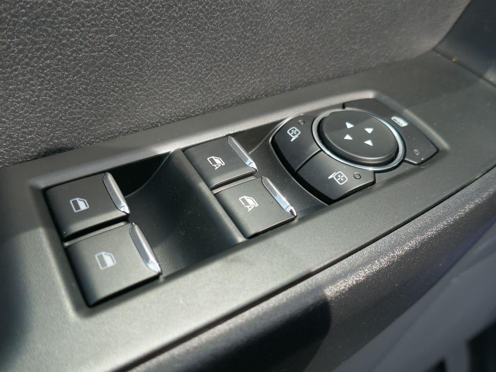 2026 Ford Super Duty F-250 SRW XL 4WD Crew Cab 6.75' Box