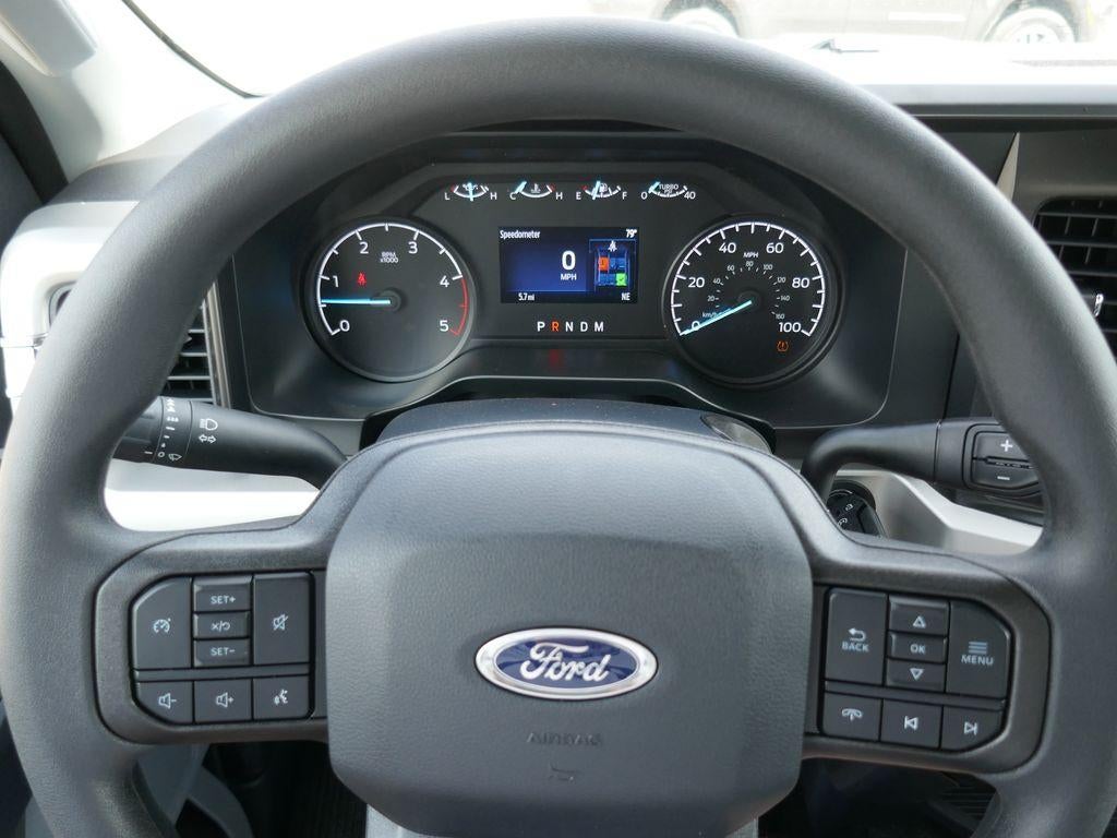 2026 Ford Super Duty F-250 SRW XL 4WD Crew Cab 6.75' Box