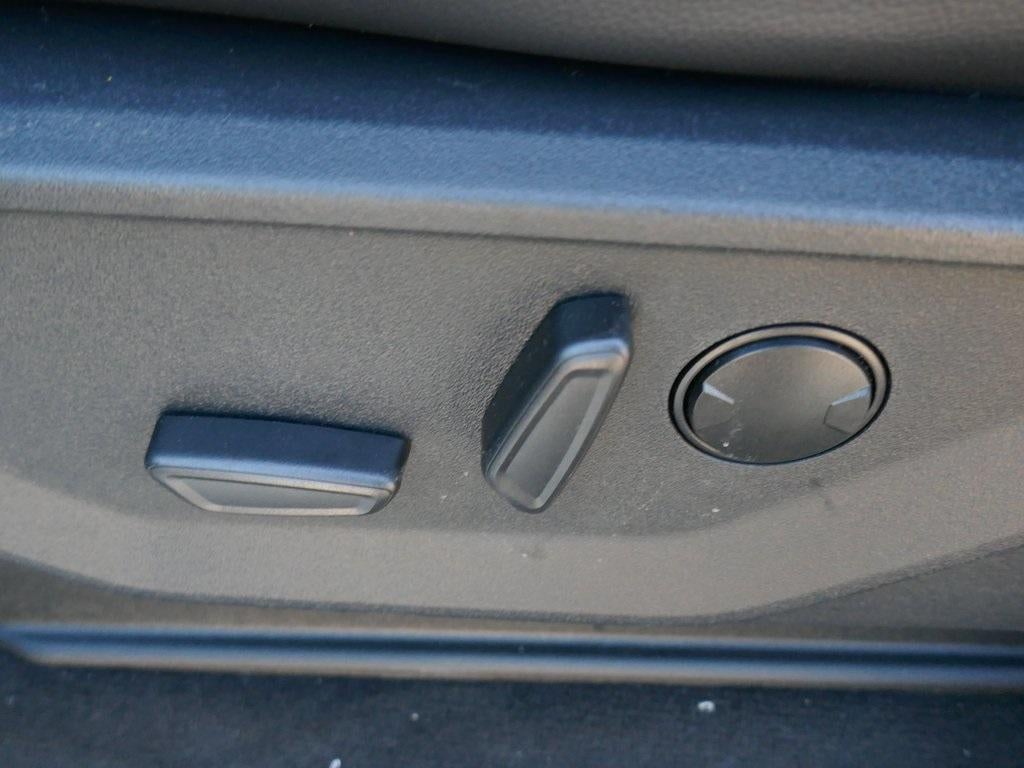 2026 Ford Super Duty F-250 SRW LARIAT 4WD Crew Cab 6.75' Box