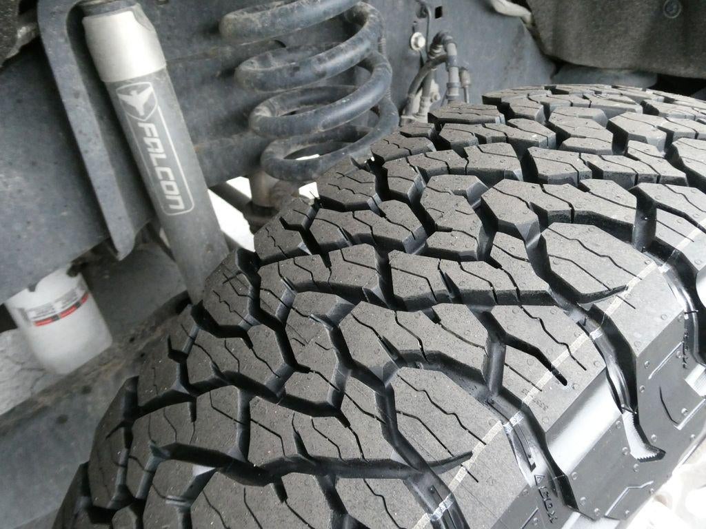 2023 Ford Super Duty F-250 SRW LARIAT 4WD Crew Cab 6.75' Box