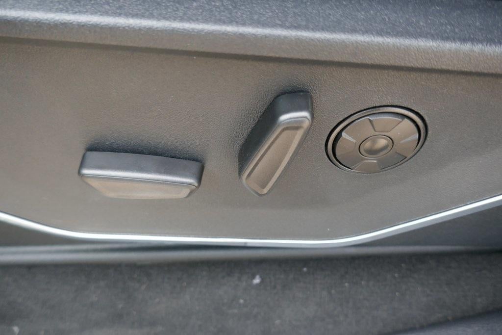 2026 Ford Super Duty F-350 SRW Platinum 4WD Crew Cab 6.75' Box