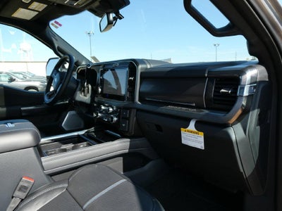 2027 Ford Super Duty F-350 SRW Platinum 4WD Crew Cab 8' Box