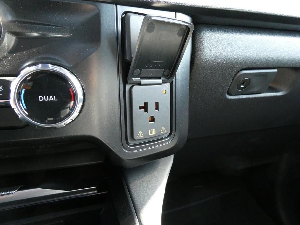 2027 Ford Super Duty F-350 SRW Platinum 4WD Crew Cab 8' Box