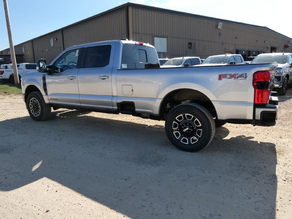 2027 Ford Super Duty F-350 SRW Platinum 4WD Crew Cab 8' Box