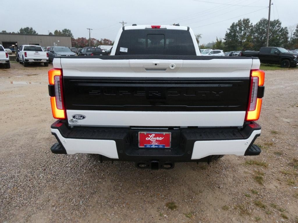 2027 Ford Super Duty F-350 SRW Platinum 4WD Crew Cab 8' Box