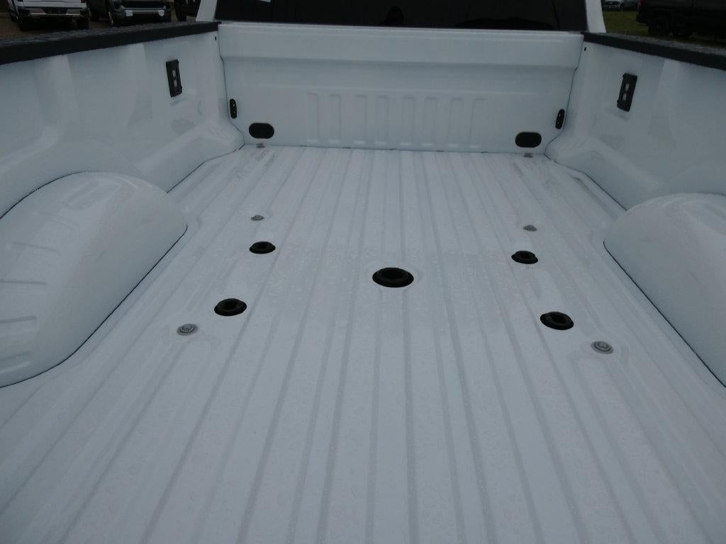2027 Ford Super Duty F-350 SRW Platinum 4WD Crew Cab 8' Box