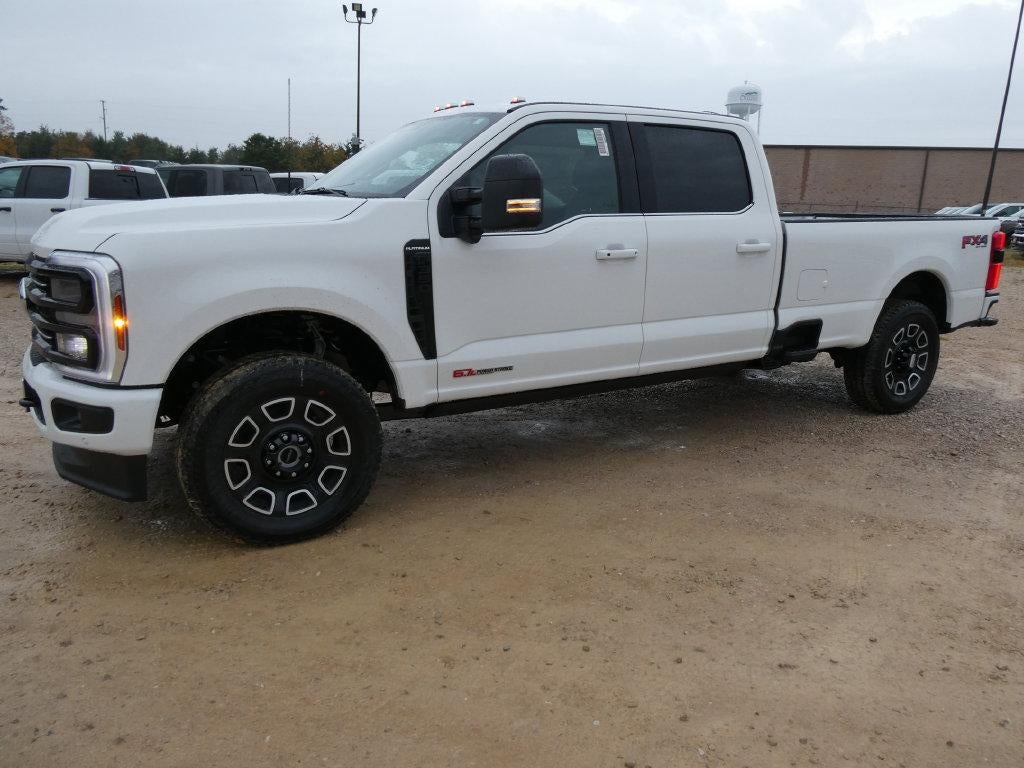 2027 Ford Super Duty F-350 SRW Platinum 4WD Crew Cab 8' Box