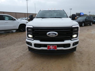 2027 Ford Super Duty F-350 SRW Platinum 4WD Crew Cab 8' Box
