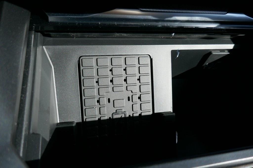 2026 Ford Super Duty F-350 SRW Platinum 4WD Crew Cab 8' Box