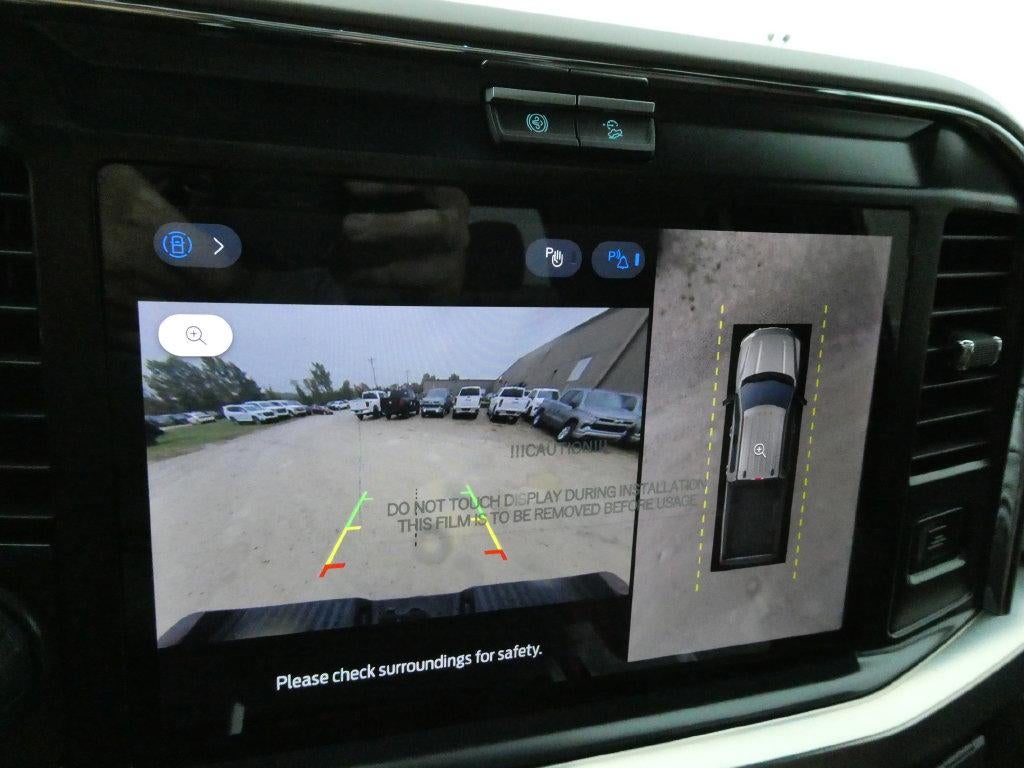 2027 Ford Super Duty F-350 SRW King Ranch 4WD Crew Cab 8' Box
