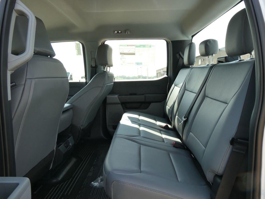 2026 Ford Super Duty F-350 SRW XL 4WD Crew Cab 6.75' Box