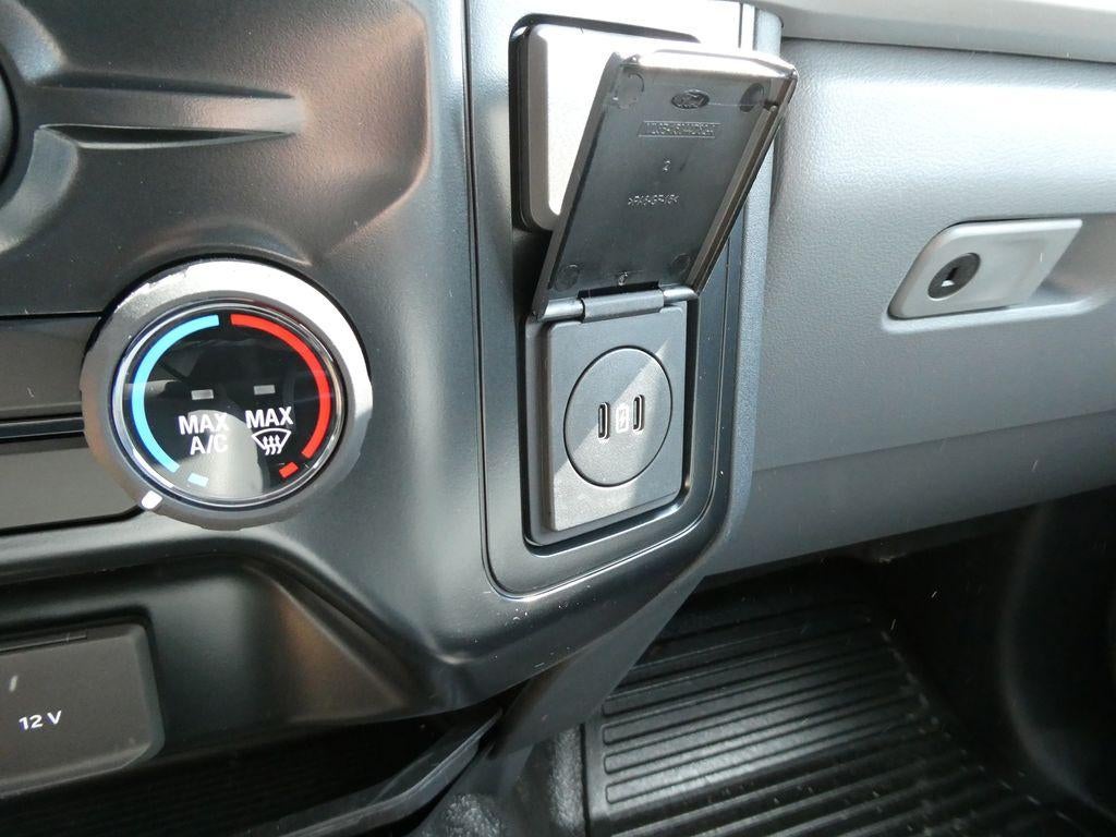 2026 Ford Super Duty F-350 SRW XL 4WD Crew Cab 6.75' Box