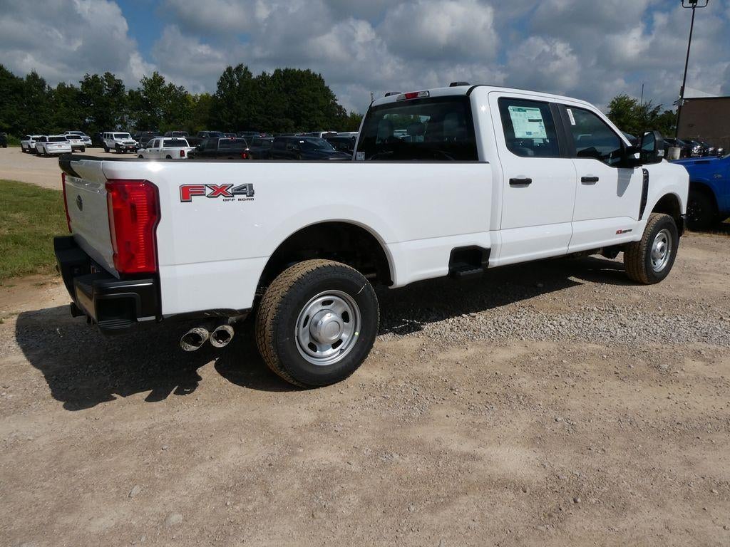 2026 Ford Super Duty F-350 SRW XL 4WD Crew Cab 6.75' Box
