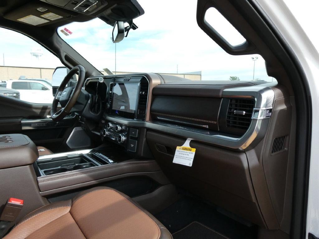 2027 Ford Super Duty F-350 SRW King Ranch 4WD Crew Cab 6.75' Box