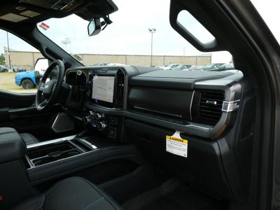 2026 Ford Super Duty F-350 SRW Platinum 4WD Crew Cab 6.75' Box