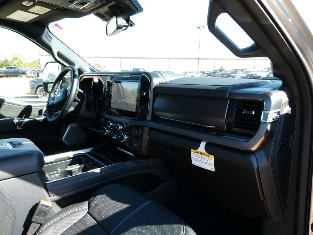 2027 Ford Super Duty F-350 SRW Platinum 4WD Crew Cab 6.75' Box