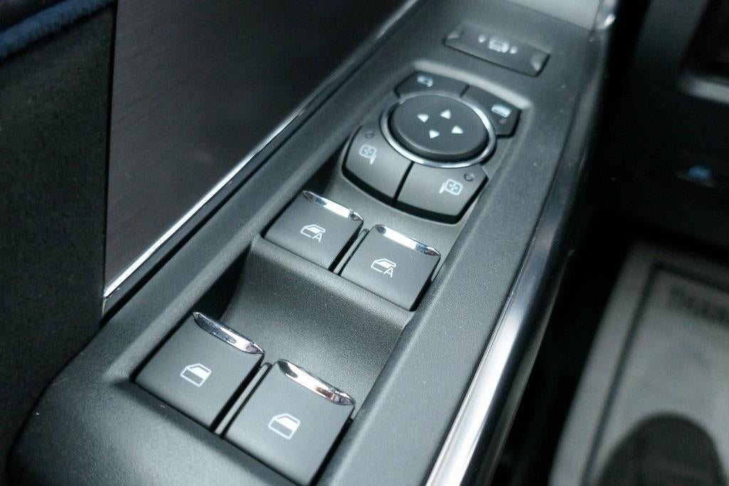 2026 Ford Super Duty F-350 SRW Platinum 4WD Crew Cab 6.75' Box