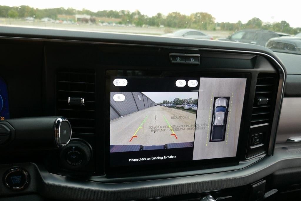 2026 Ford Super Duty F-350 SRW Platinum 4WD Crew Cab 6.75' Box