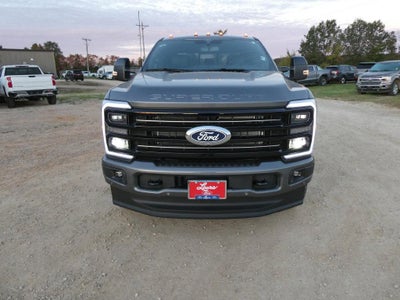 2027 Ford Super Duty F-350 SRW Platinum 4WD Crew Cab 8' Box