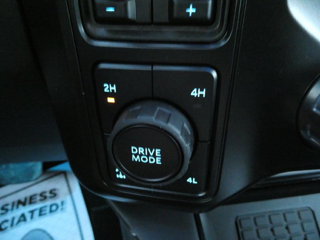 2027 Ford Super Duty F-350 SRW Platinum 4WD Crew Cab 8' Box