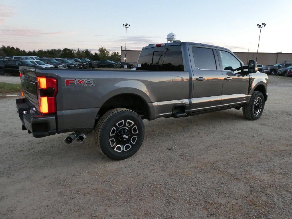 2027 Ford Super Duty F-350 SRW Platinum 4WD Crew Cab 8' Box