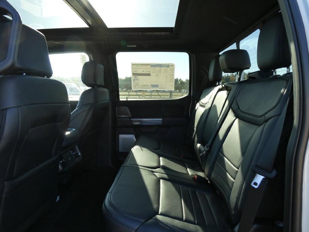 2027 Ford Super Duty F-350 SRW Platinum 4WD Crew Cab 6.75' Box
