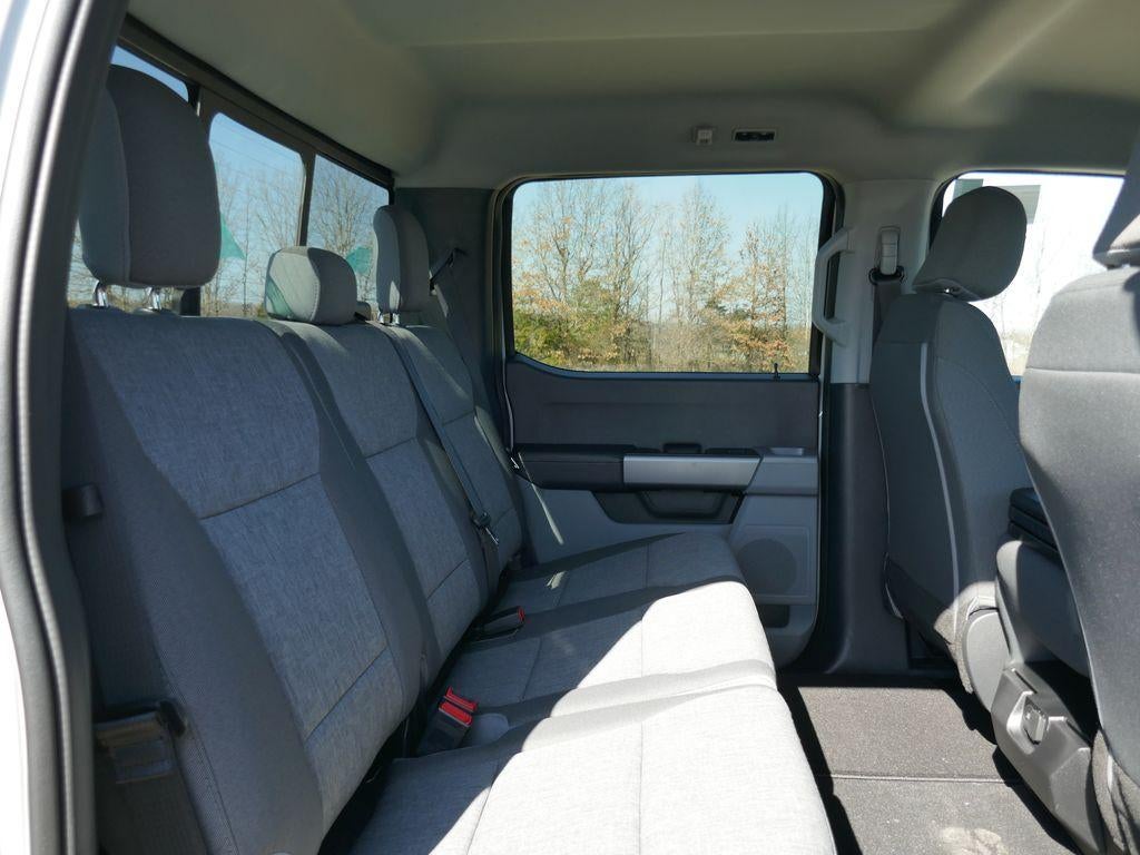 2026 Ford Super Duty F-350 SRW XL 4WD Crew Cab 8' Box